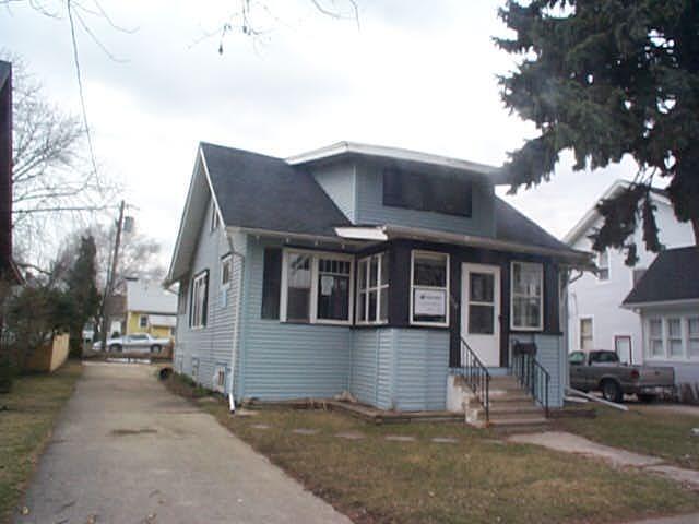 7718 15th Ave., Kenosha, WI 53143