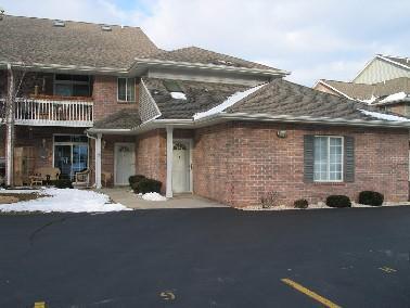 522 Westfield Way #H, Pewaukee, WI 53072