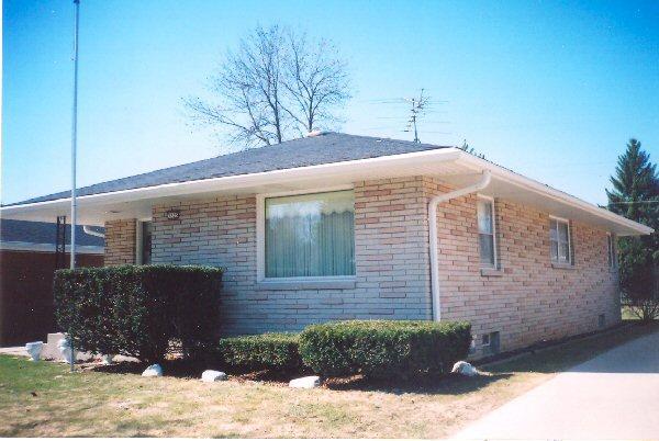 3225 S 97th St., Milwaukee, WI 53227