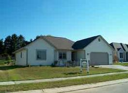 1244 Garfield Ln., Hartford, WI 53027