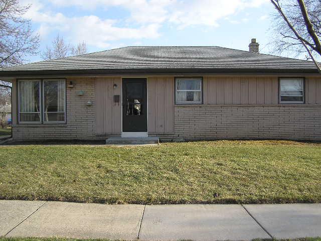 3025 E Belsar Ave., Cudahy, WI 53110