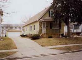 7303 St James St, Wauwatosa, WI 53213