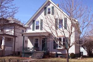 1032 Blaine Ave, Racine, WI 53405