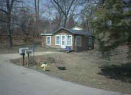 7242 Lawton Ave., Lyons, WI 53147
