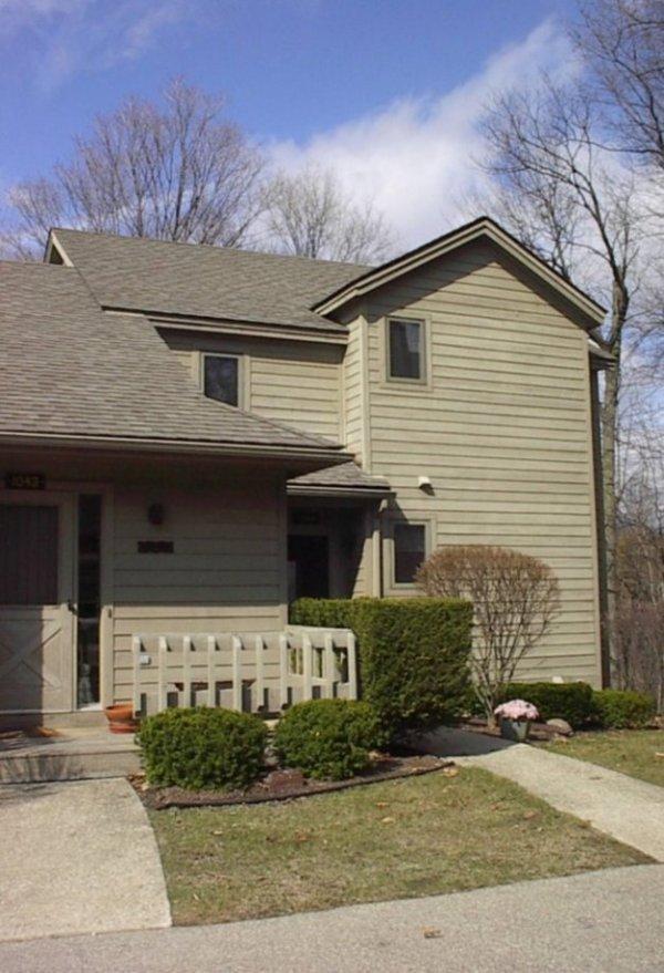 [Address Hidden by Seller], Fontana, WI 53125
