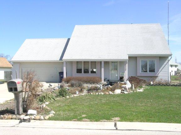 10410 S 3rd Ave., Oak Creek, WI 53154