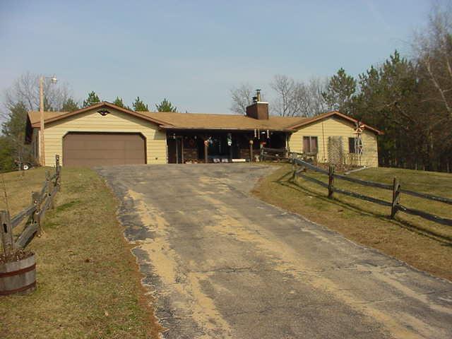 4720 Benton Rd., New Lyme, WI 54656
