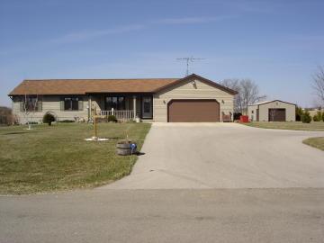 3604 W Green Head Rd., Williamstown, WI 53050