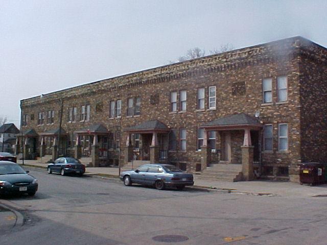 380 Becher #-396, Milwaukee, WI 53207