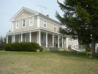 W379 N7032 Highway 67, Oconomowoc, WI 53066