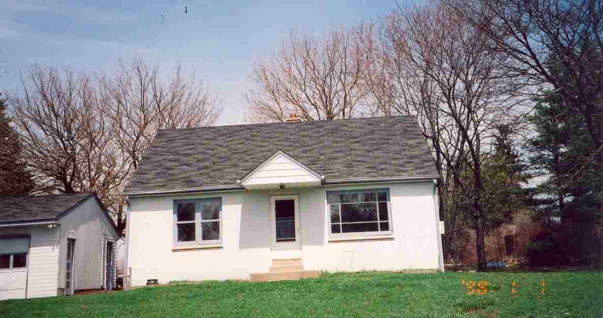 1830 W Brantwood Ave., Glendale, WI 53209