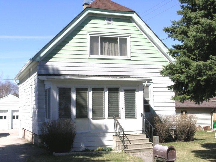 1712 Walnut St., South Milwaukee, WI 53172