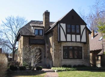 4627 N Larkin St., Whitefish Bay, WI 53211