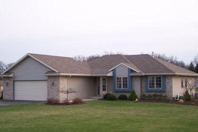 8776 Quail Run, Burlington, WI 53105