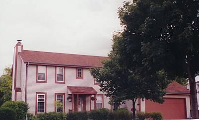 2017 Kathy Ct., Waukesha, WI 53188