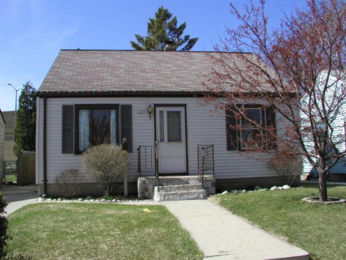 2649 S Fulton St, Milwaukee, WI 53207