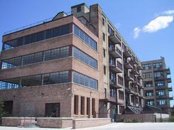 215 W Maple St #311, Milwaukee, WI 53204