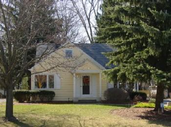 7526 N Crossway Rd., Fox Point, WI 53217