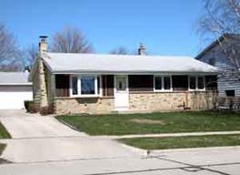 2002 Deerfield Dr., West Bend, WI 53090