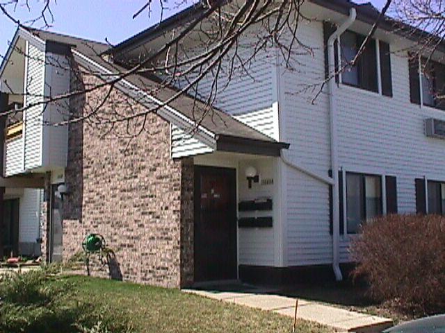 10888 W Donna Dr., Milwaukee, WI 53224