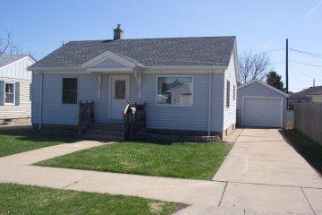 2219 Phillips Ave, Racine, WI 53403