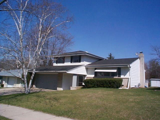 10940 W Stark, Milwaukee, WI 53225