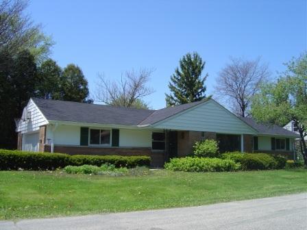 804 W Montclaire Ave., Glendale, WI 53217