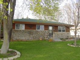 414 W Jefferson St., Oconomowoc, WI 53066