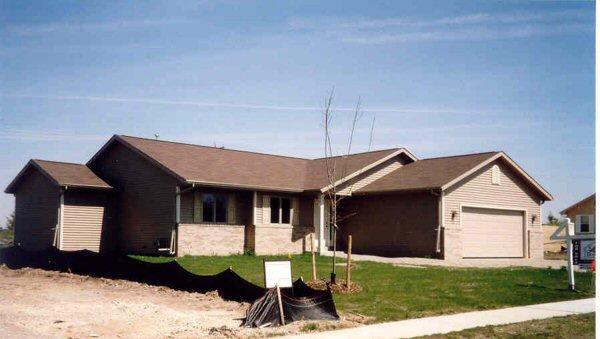 1012 Marie Ln., Johnson Creek, WI 53038