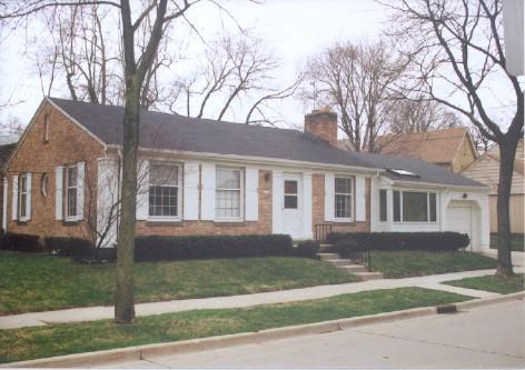 1631 E Hampton Ave., Whitefish Bay, WI 53217