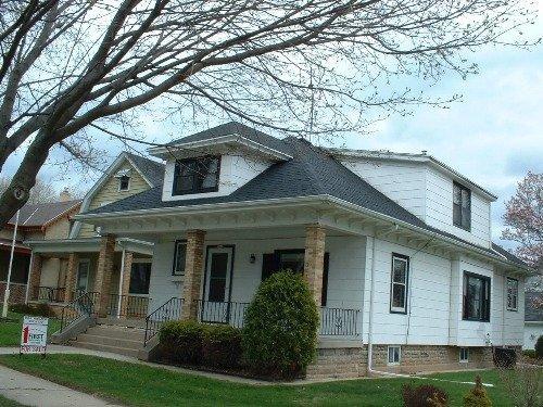 2003 N 8th St, Sheboygan, WI 53081