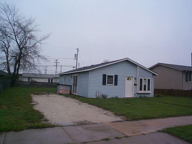 5041 39th Ave, Kenosha, WI 53144