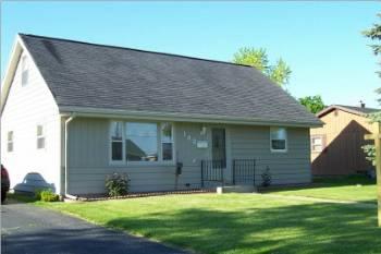 142 Shelly Dr., Sheboygan Falls, WI 53085