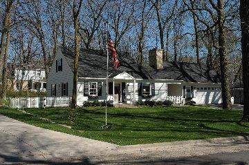 1648 N 122nd St., Wauwatosa, WI 53226
