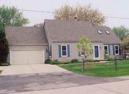 550 Sara Ln., Caledonia, WI 53402