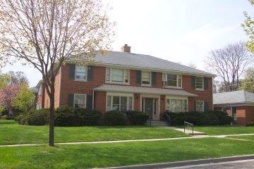 2303 N 81st St. #4, Wauwatosa, WI 53213