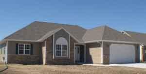 531 Willow Ln., Hartford, WI 53027