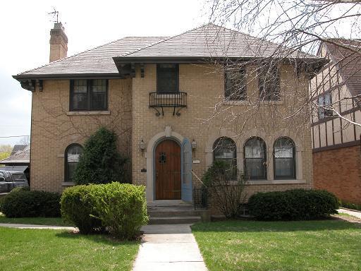 7913 Milwaukee Ave., Wauwatosa, WI 53213