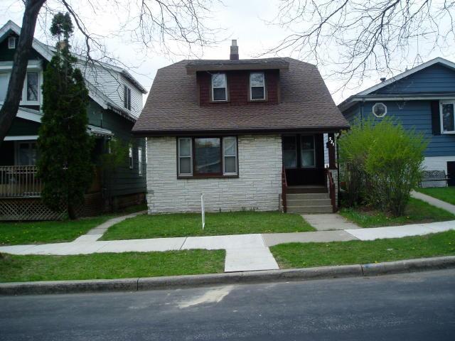 [Address Hidden by Seller], Milwaukee, WI 53214