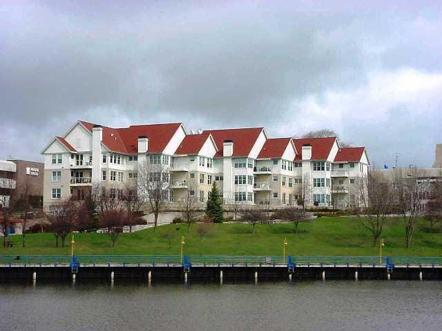 525 Pennsylvania Ave. #102, Sheboygan, WI 53081