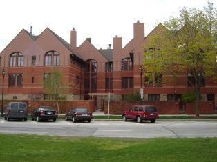 902 N Cass St, Milwaukee, WI 53202