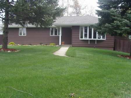 3540 S Woodland Ct., New Berlin, WI 53146