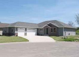 4675 Brickyard Ln, La Crosse, WI 54601