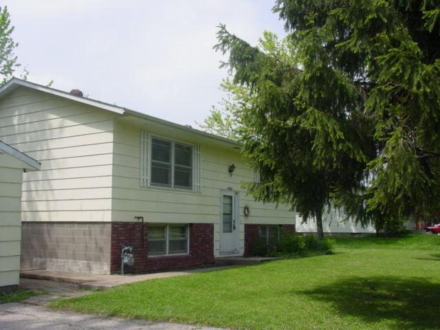 N5849 W Lakeview Ct., Onalaska, WI 54650