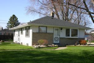 607 Hillcrest Ave., South Milwaukee, WI 53172