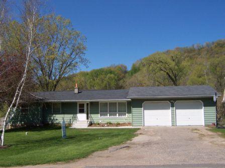 S3557 Chicken Valley Rd., Buffalo, WI 54629