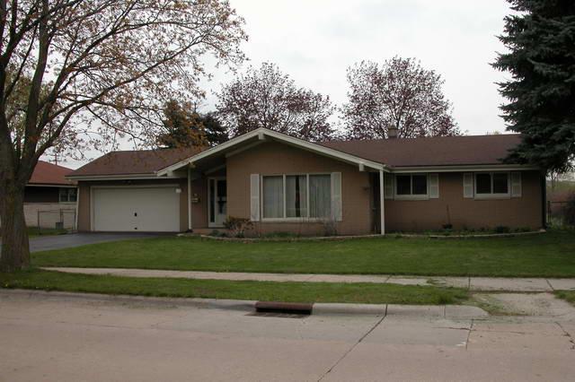 [Address Hidden by Seller], Waukesha, WI 53186