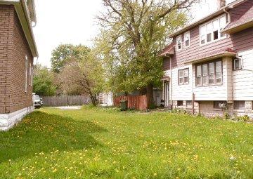 3725 W Greenfield Ave., Milwaukee, WI 53215