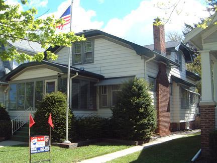 2423 Green, Racine, WI 53402