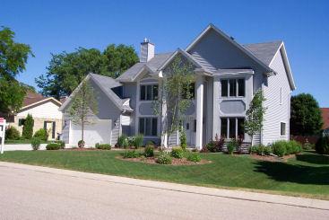 1616 Secretariat Ln., Caledonia, WI 53402